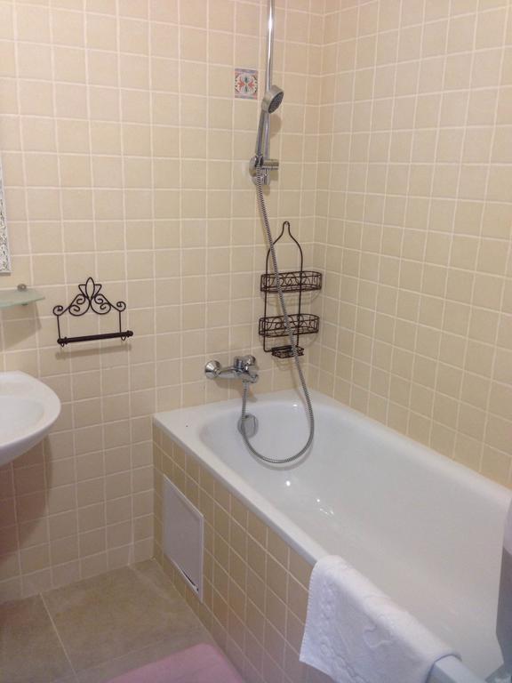 Gil Apartments, On Mynaiska 18 Uzjhorod Eksteriør billede