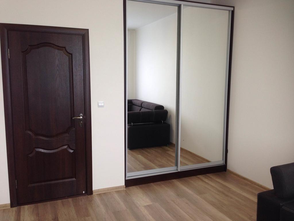 Gil Apartments, On Mynaiska 18 Uzjhorod Eksteriør billede